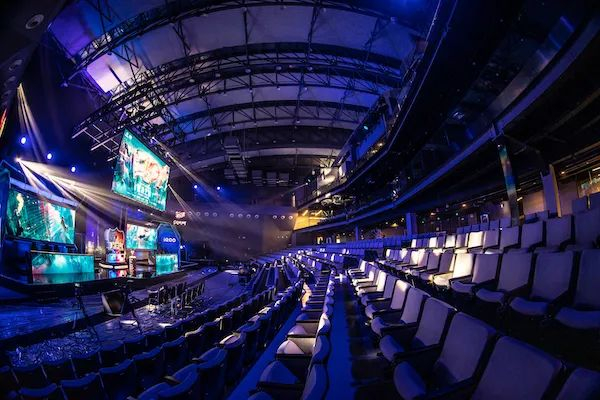 活塞官方选 活塞官方选