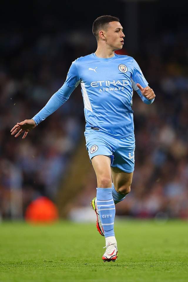 闻担任队长 闻担任队长