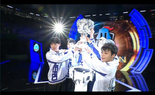 团结努力 团结努力